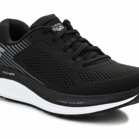 Go Run Persistence Black/White 246053-BKW